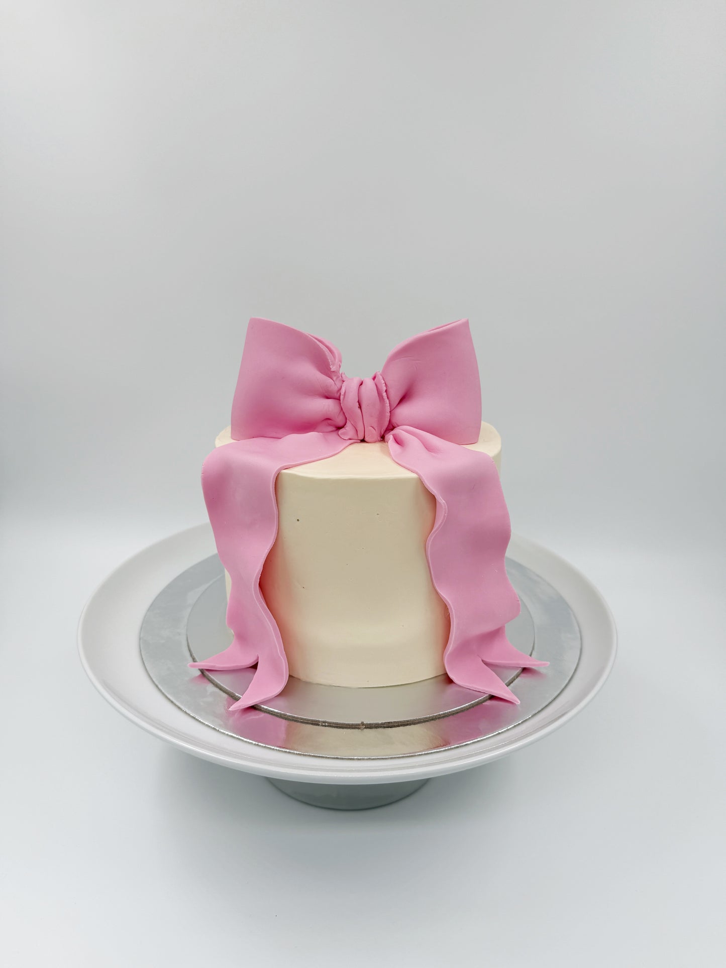 Giant Bow Cake